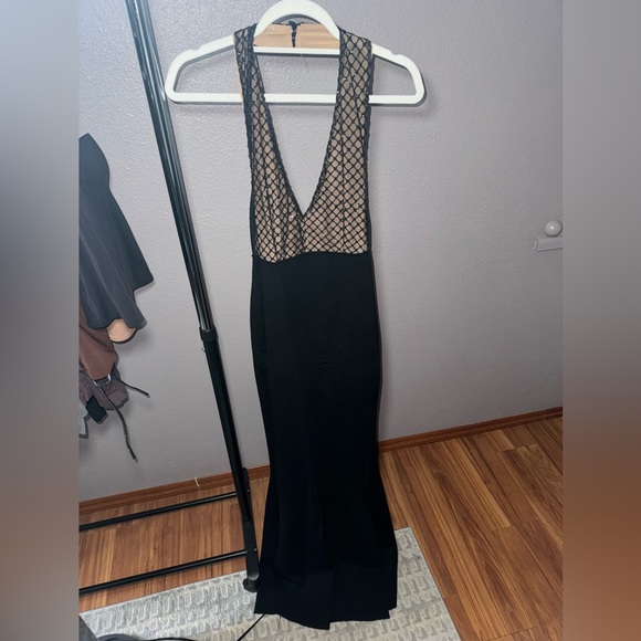 Beautiful custom made embellished low back dress - Picture 2 of 6